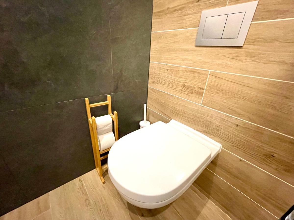 Riversidesuite. Krakov Exteriér fotografie